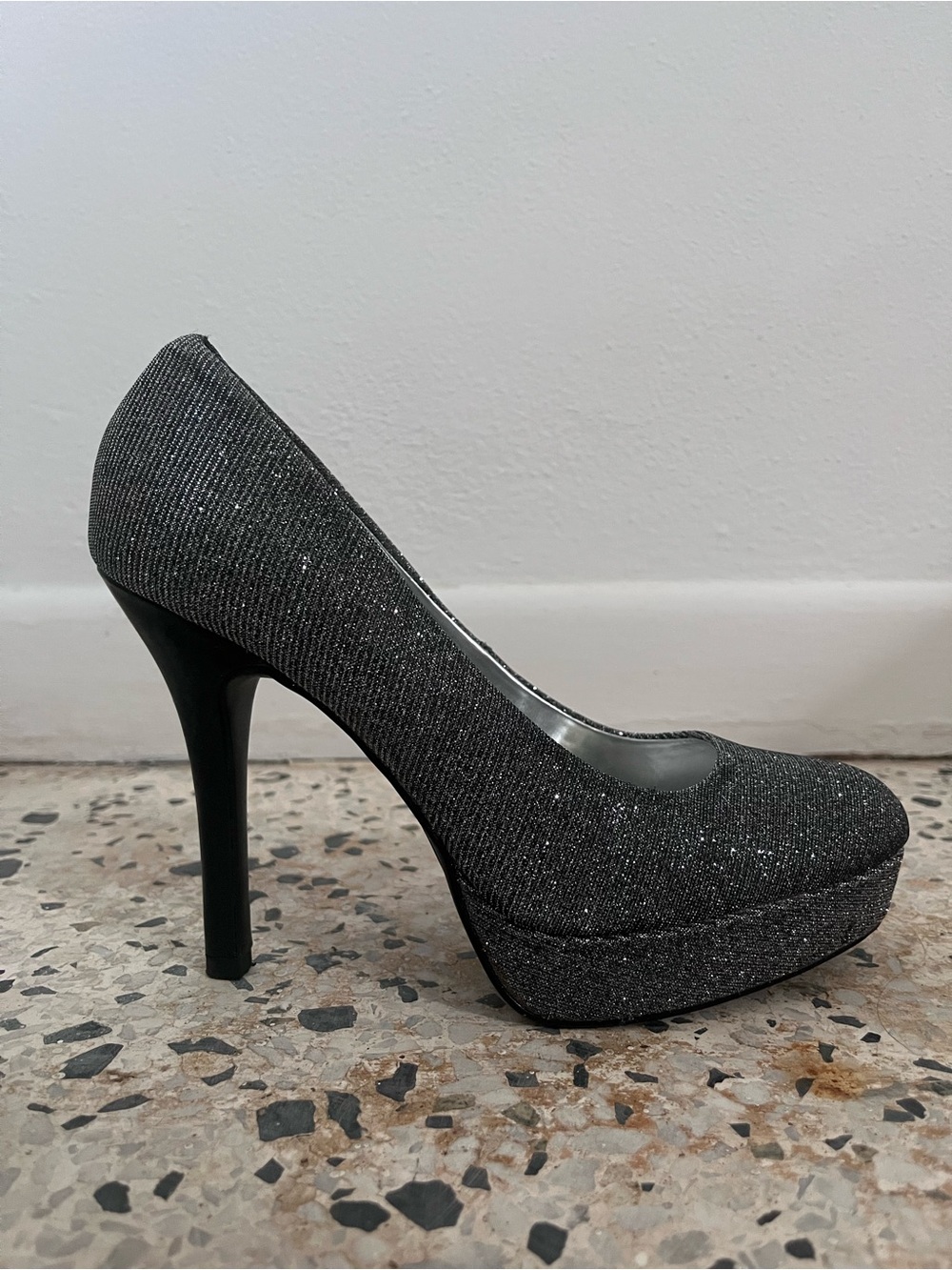 Women's Black Glitter Platform High Heel Pumps — Shimmering Evening Style